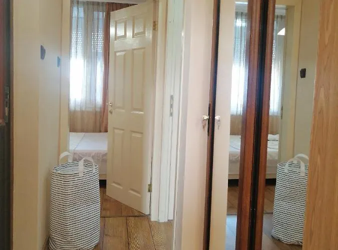 Апартаменты ,,edelvais- Lux