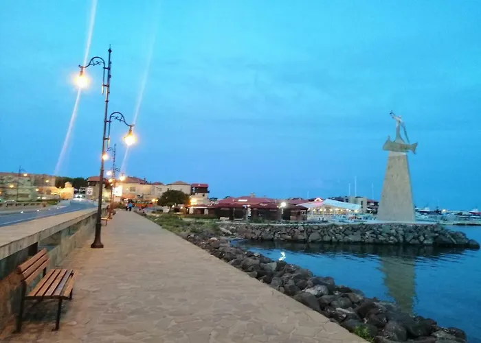 Апартаменты ,,edelvais- Lux